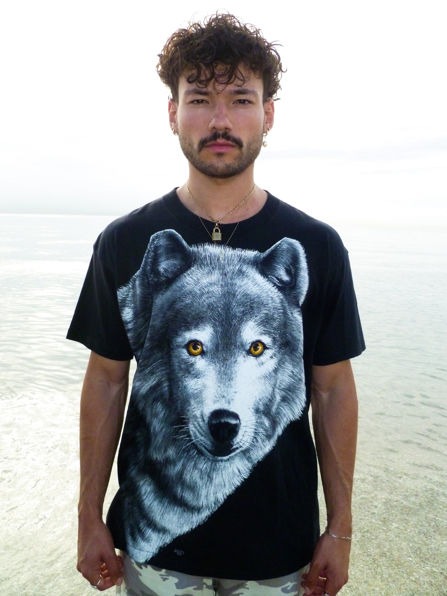 Vintage Mountain Wolf Graphic Tee