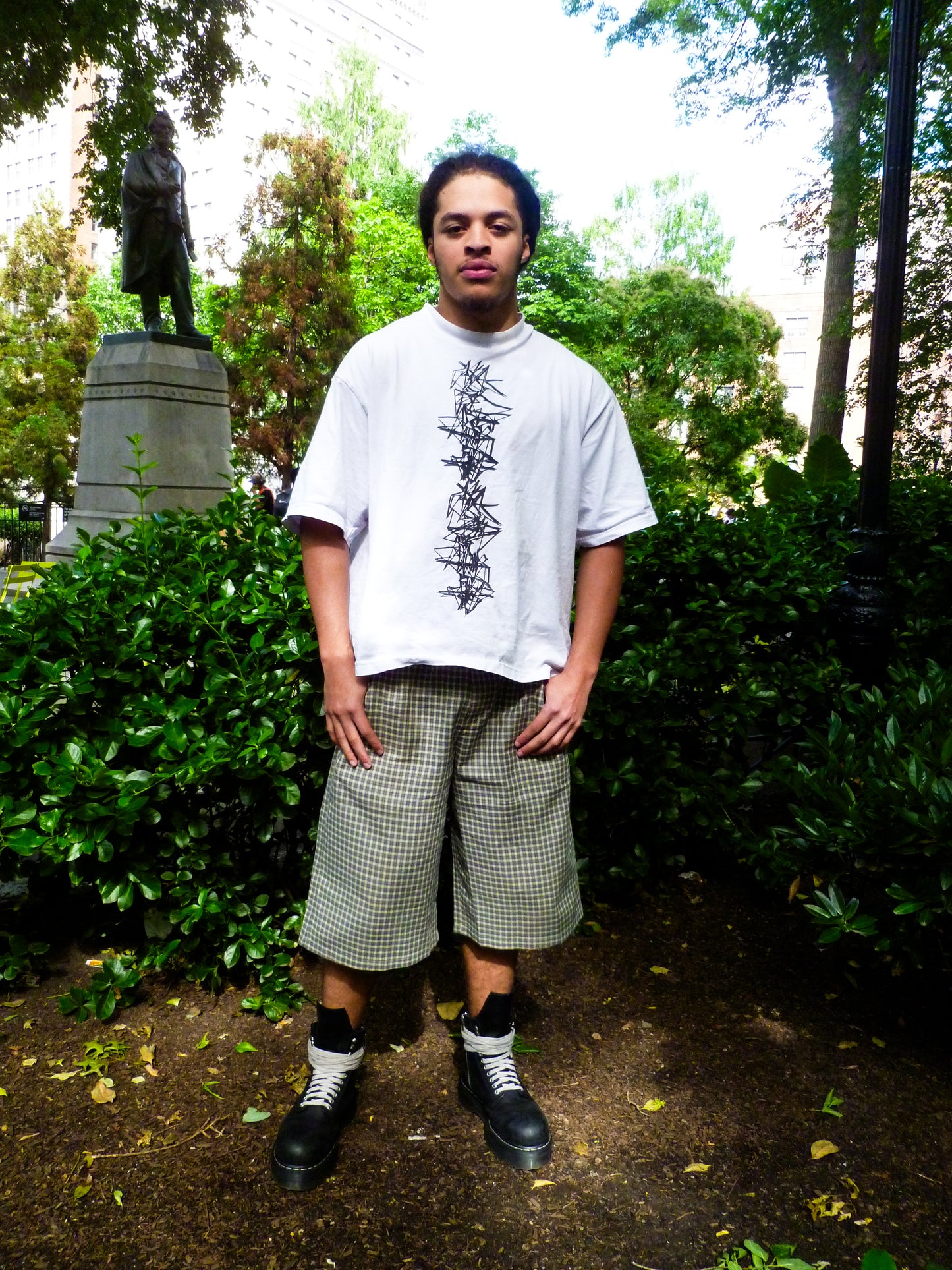 Res World Moss Plaid Jorts