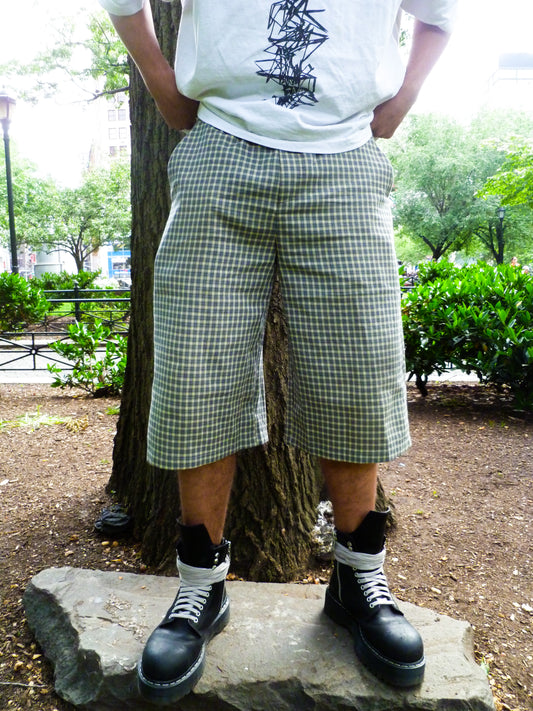 Res World Moss Plaid Jorts